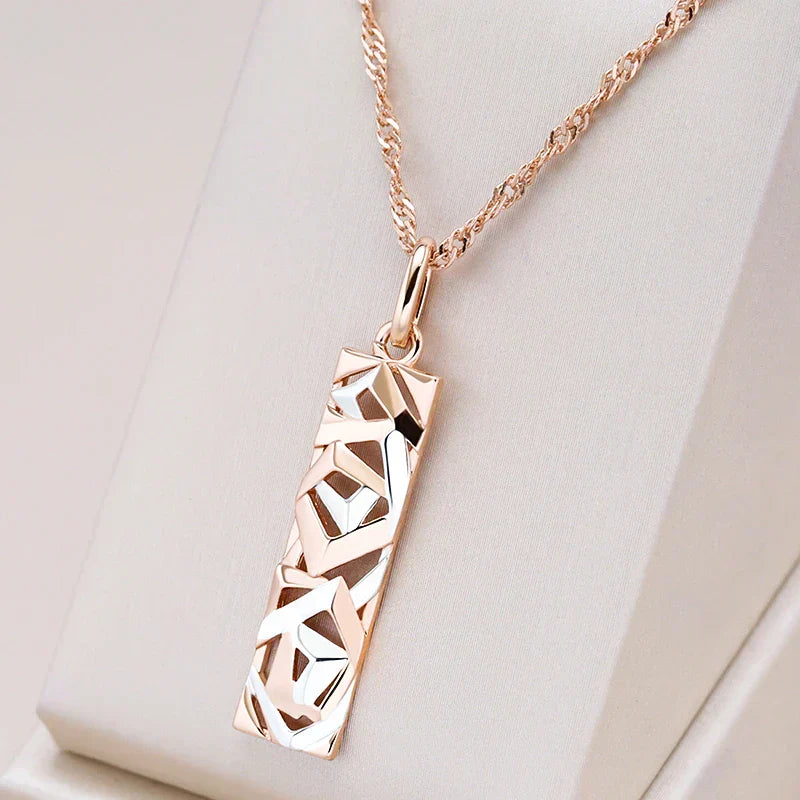 Elegante goldene Halskette