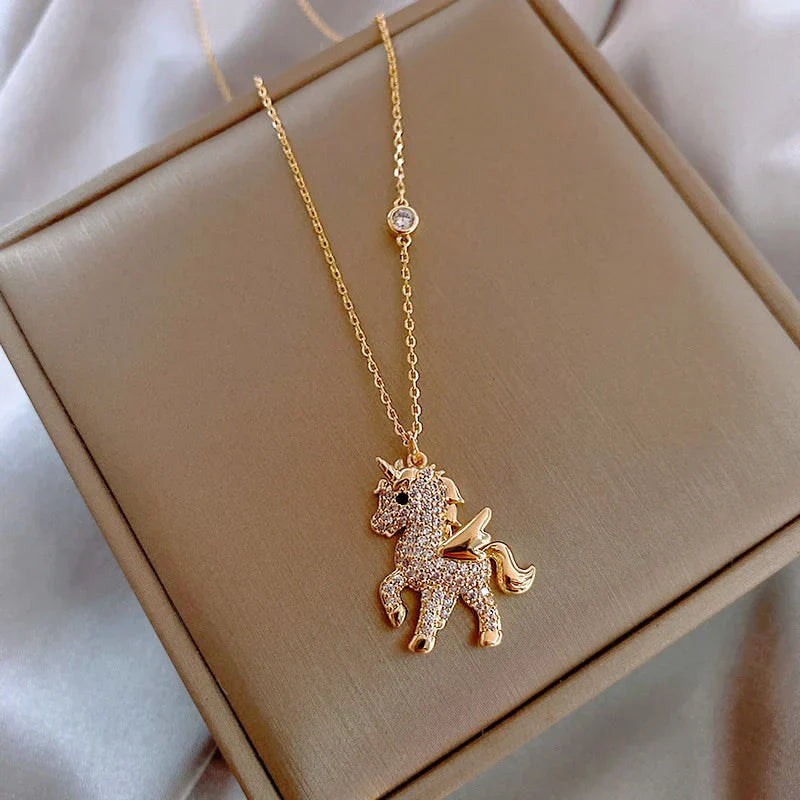 Einhorn-Zirkonium-Halskette in Gold