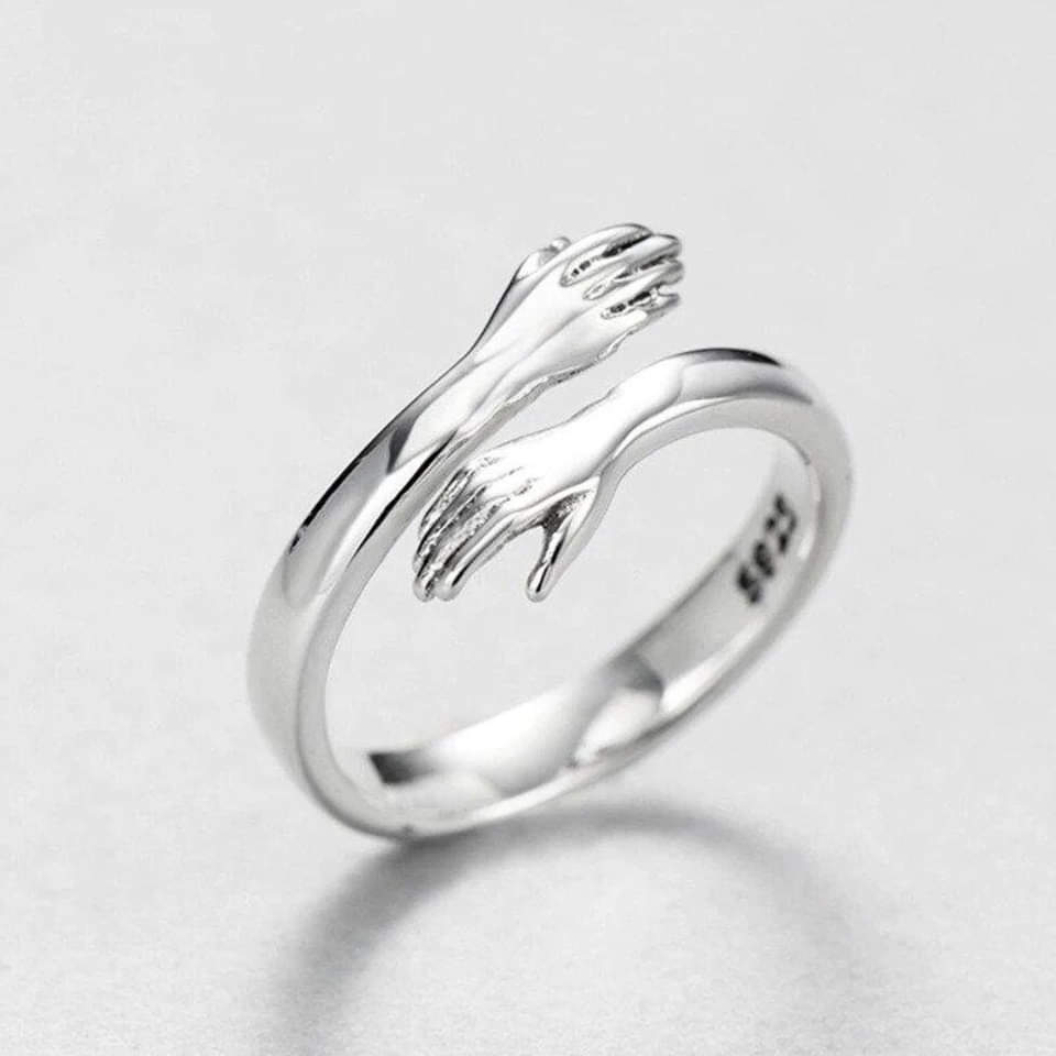 Silberner verstellbarer Ring „Umarmung“