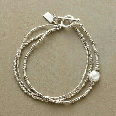 Vintage Perlenarmbänder Set
