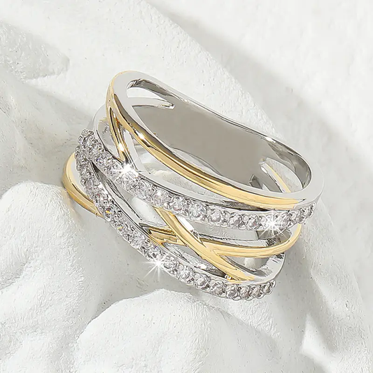 Schichtierter heller Zirkonia Gold- und Silberring