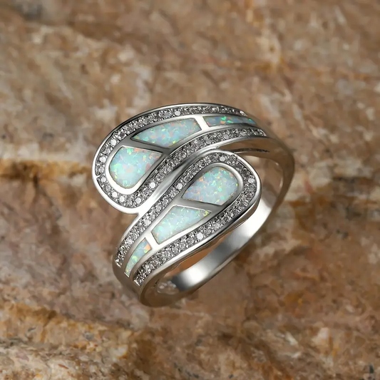 Offener Ring mit Opal