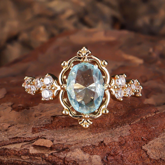 Edler Ring mit blauem Kristall „Spark“